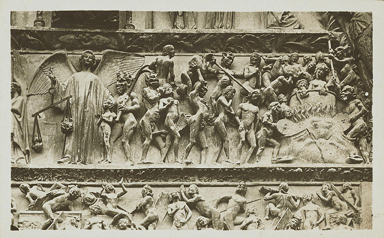 BOURGES - CATHEDRALE - LES DAMNES, PARTIE DU TYMPAN - PORTE CENTRALE (XIIIE SIECLE)_0