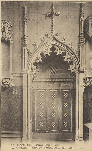 161 BOURGES. - PALAIS JACQUES COEUR - LA CHAPELLE. - NICHE DE LA FEMME DE JACQUES COEUR_0