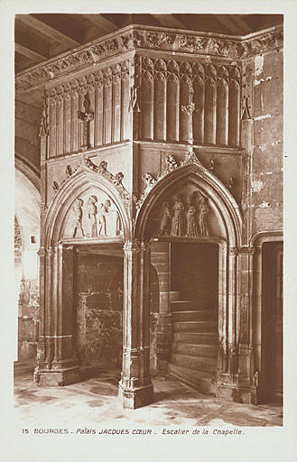 15 BOURGES - PALAIS JACQUES-COEUR - ESCALIER DE LA CHAPELLE_0