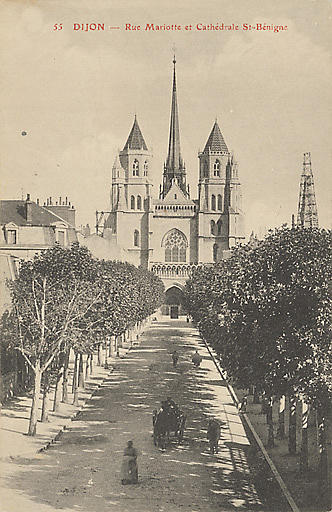 55 DIJON - RUE MARIOTTE ET CATHEDRALE ST-BENIGNE_0