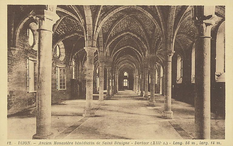 12. - DIJON - ANCIEN MONASTERE BENEDICTIN SAINT-BENIGNE - DORTOIR (XIIIE SIECLE) - LONG. 56 M, LARG. 14 M._0