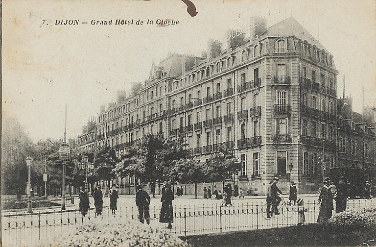 7. DIJON - GRAND HOTEL DE LA CLOCHE_0