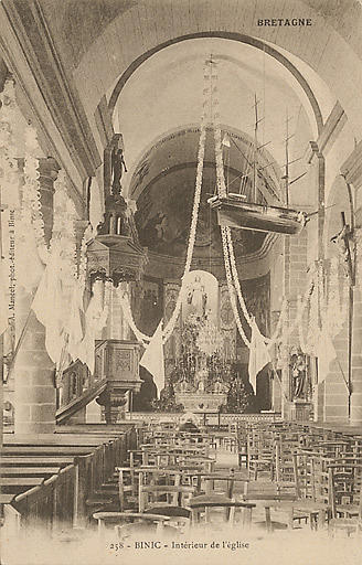 INTERIEUR DE L'EGLISE_0
