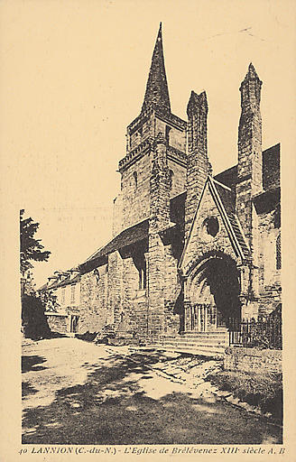 EGLISE DE BRELEVENEZ (XIIIe SIECLE)_0