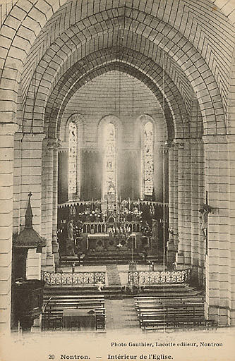 20 NONTRON - INTERIEUR DE L'EGLISE_0
