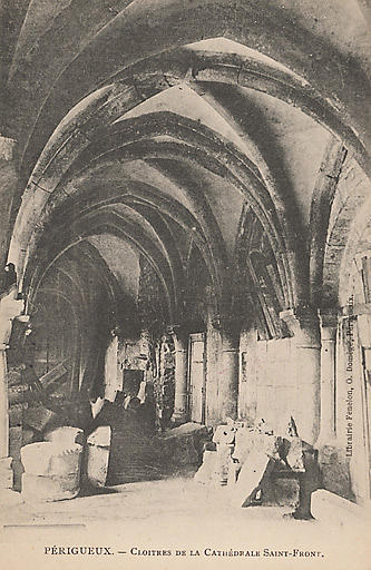 PERIGUEUX - CLOITRES DE LA CATHEDRALE SAINT-FRONT_0