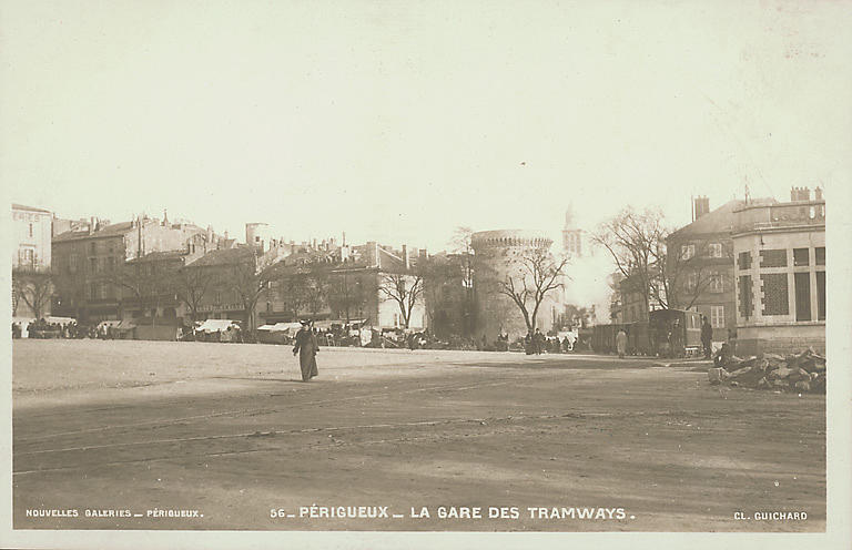 56 PERIGUEUX - LA GARE DES TRAMWAYS_0