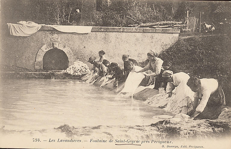734. - LES LAVANDIERES - FONTAINE DE SAINT-GEYRAC PRES PERIGUEUX_0