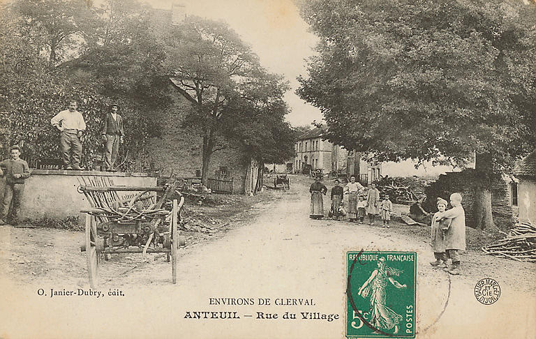 ENVIRONS DE CLERVAL - ANTEUIL - RUE DU VILLAGE_0