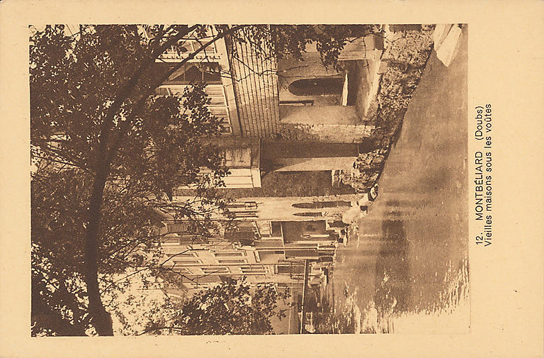 12. MONTBELIARD (DOUBS) - VIEILLES MAISONS SOUS LES VOUTES_0