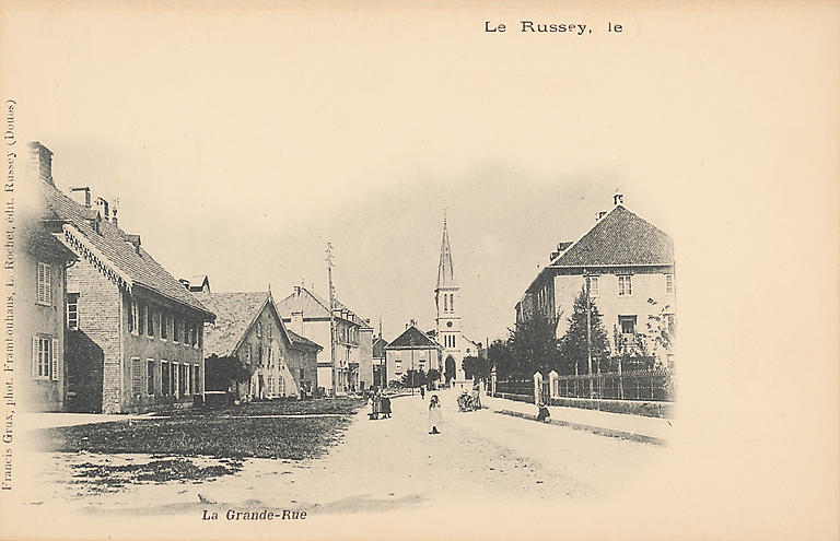 LE RUSSEY - LA GRANDE-RUE_0