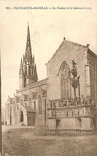 951 - PLOUGASTEL-DAOULAS - LE CLOCHER ET LE CALVAIRE (1602)_0