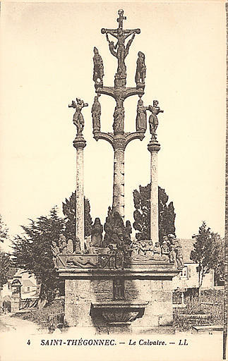 4 SAINT-THEGONNEC - LE CALVAIRE_0