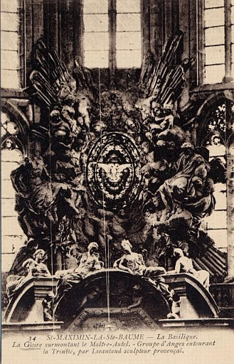 Saint-Maximin-la-Sainte-Baume : La Basilique - La Gloire surmontant le Maître-Autel - groupe d'anges entourant la Trinité_0