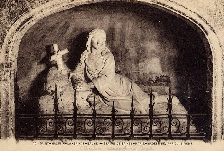 70 Saint-Maximin-la-Sainte-Baume - La Basilique - Statue de Ste-Marie-Magdeleine par L. Simon_0