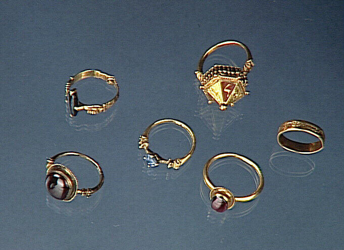 Trésor de Colmar : bague de mariage juive_4
