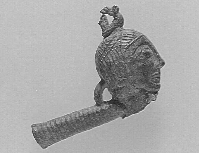 Enseigne profane, sifflet (anthropomorphe)_0