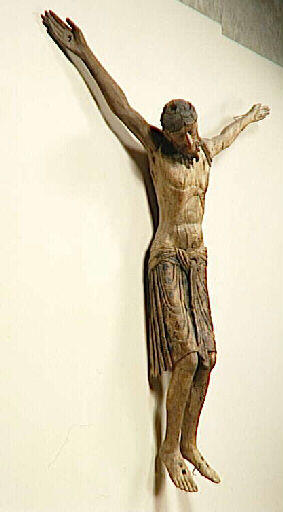 Statue de Christ en croix (commanderie des chevaliers de Saint-Jean du Puy)_2