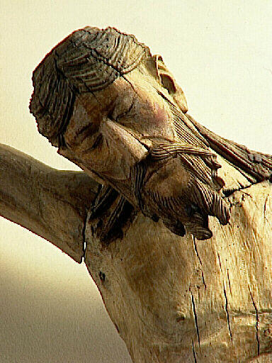 Statue de Christ en croix (commanderie des chevaliers de Saint-Jean du Puy)_0