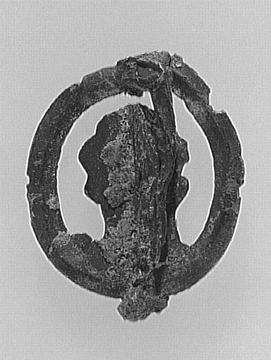 ENSEIGNE PROFANE OU AFFIQUE : BUSTE DE FEMME_1