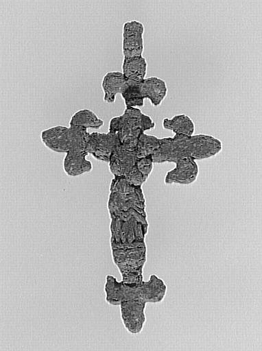 CHRIST EN CROIX ET VIERGE A L'ENFANT_1