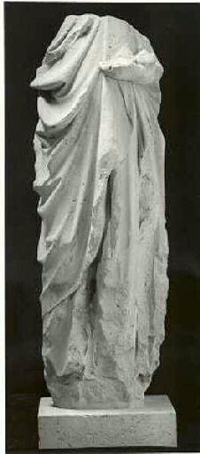 statue : Apôtre acéphale (cathédrale Notre-Dame de Paris), 1258 après