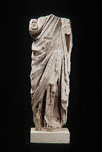Statue acéphale (cathédrale Notre-Dame de Paris), 1258 après