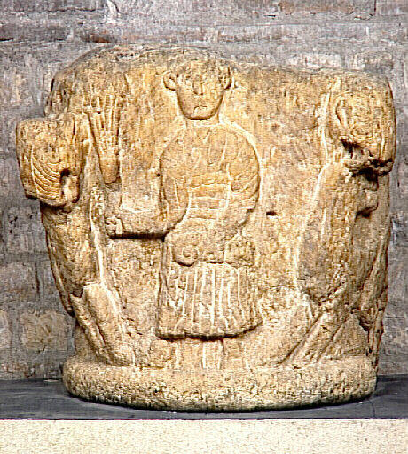 Chapiteau : Daniel (abbaye Saint-Germain-des-Prés de Paris)_0