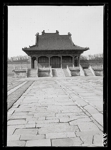 [Mandchourie, Liaoning]. Sépulture Tchao ling [Zhaoling], Ta tch'eng tien [Dachengdian]_0