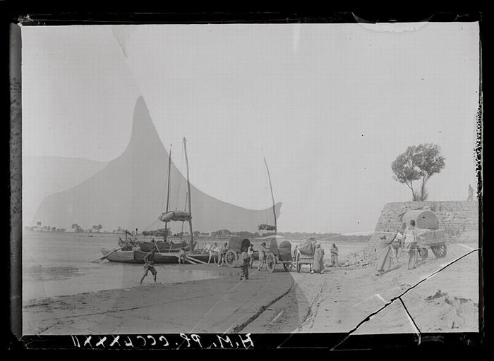 [Shandong]. Traversée du Houang ho [Huanghe] à Tsi-ho hien [Jihexian]_0