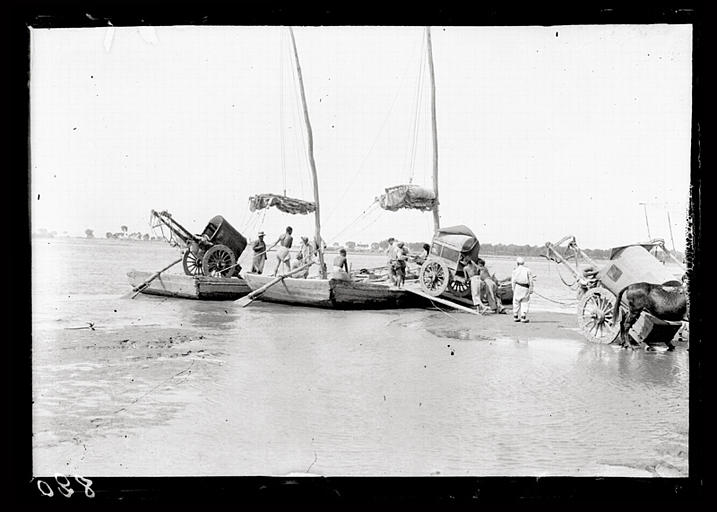 [Shandong]. Traversée du Houang ho [Huanghe] à Tsi-ho hien [Jihexian]_0