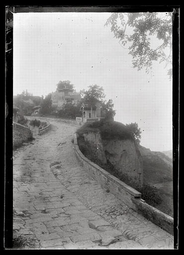 [Shaanxi]. Temple funéraire de Sseu-ma Ts'ien [Sima Qian] à Tche-tch'ouan [Zhichuan], au sud de Han-tch'eng hien [Hanchengxian], vue d'ensemble du temple_0