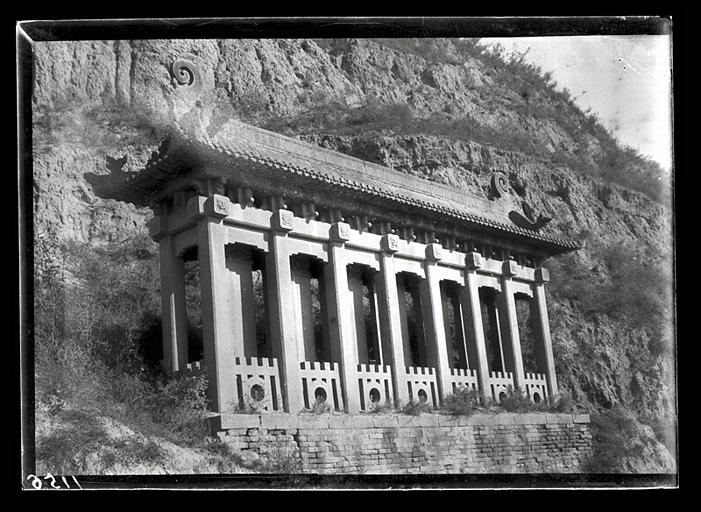 [Shanxi] Chan-si. Ling-che hien [Lingshixian], stèles funéraires_0
