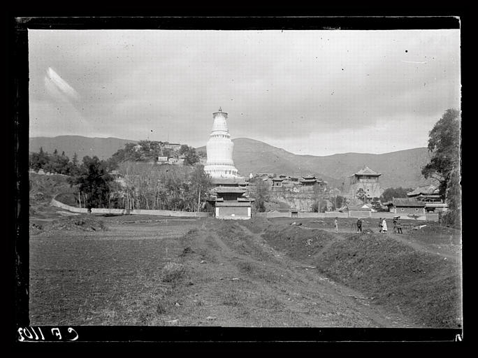 [Shanxi]. Wou t'ai chan [Wutaishan], groupe des temples de la terrasse du Centre_0