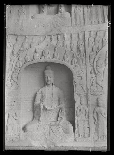 [Shanxi]. Yun-kang [Yungang], grotte C, paroi occidentale, niche du bas_0
