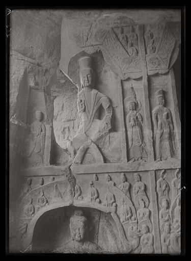 [Shanxi]. Yun-kang [Yungang], grotte B, paroi occidentale_0