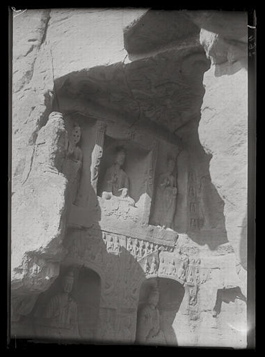 [Shanxi]. Yun-kang [Yungang], grotte D, paroi occidentale_0