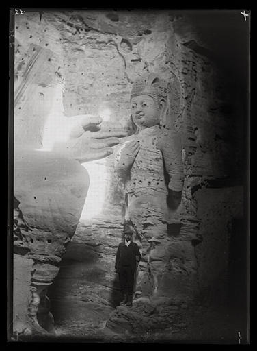 [Shanxi]. Yun-kang [Yungang], grotte à l'est du temple_0