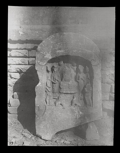 [Henan]. Chàn tcheou [Shaanzhou], temple Wan-cheou sseu [Wanshousi], bas-relief bouddhique_0