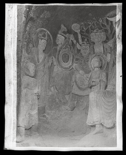 [Sichuan] Sseu-tch'ouan. Kouang-yuan hien [Guangyuanxian], Ts'ien Fo yen [Qianfoyan], T'ai yun sseu [Taiyunsi], niche bouddhique, personnages de gauche_0