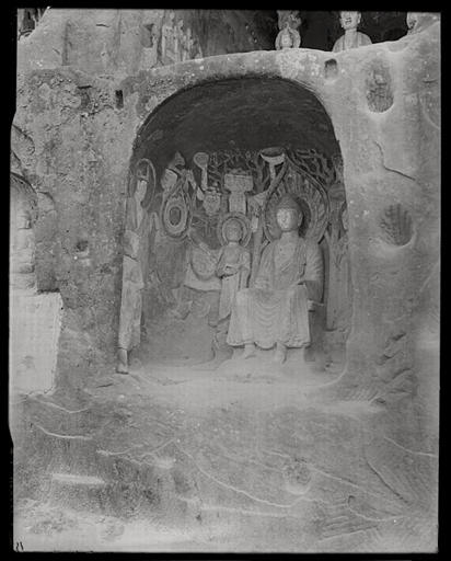 [Sichuan] Sseu-tch'ouan. Kouang-yuan hien [Guangyuanxian], Ts'ien Fo yen [Qianfoyan], T'ai yun sseu [Taiyunsi], niche bouddhique_0