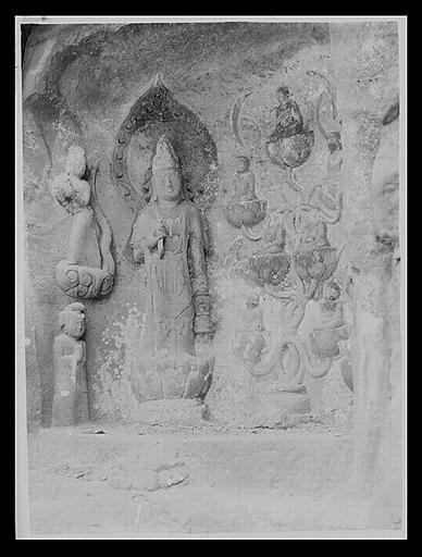 [Sichuan] Sseu-tch'ouan. Kia-kiang hien [Jiajiangxian], Ts'ien Fo yen [Qianfoyan], arbre aux sept Buddha_0