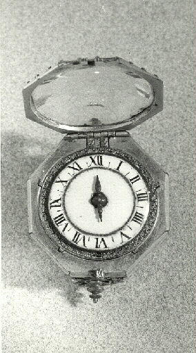 Montre (octogonale)_0