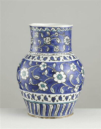 Vase à décor de rinceaux ; Vase_0