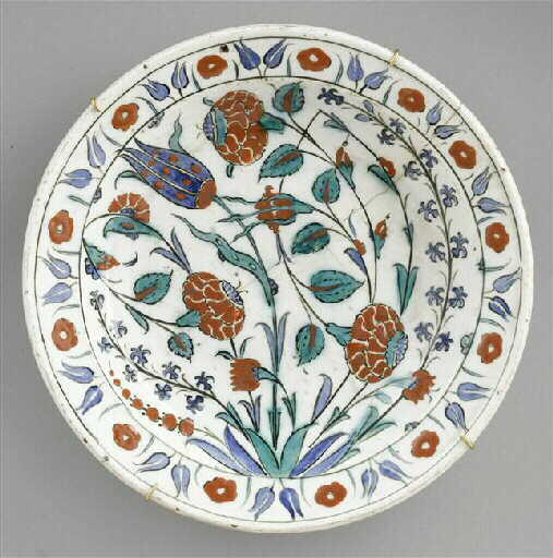 Plat aux trois roses_0