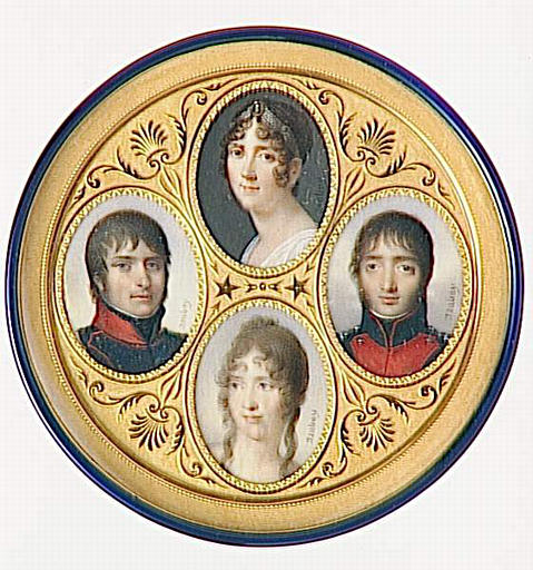 Bonbonnière offerte par Joséphine à Napoléon avec quatre miniatures montées sur le couvercle : l'Impératrice Joséphine, le Prince Eugène, Louis Bonaparte, la Reine Hortense._0