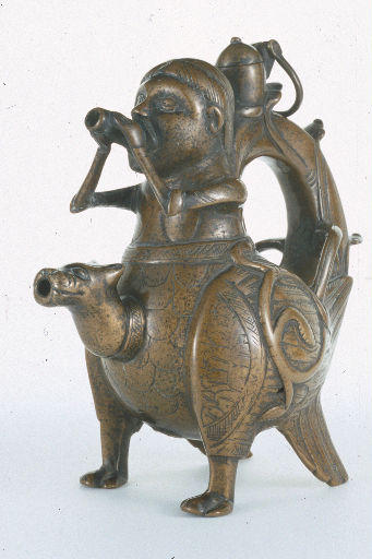 Aquamanile à l'oiseau fantastique_0