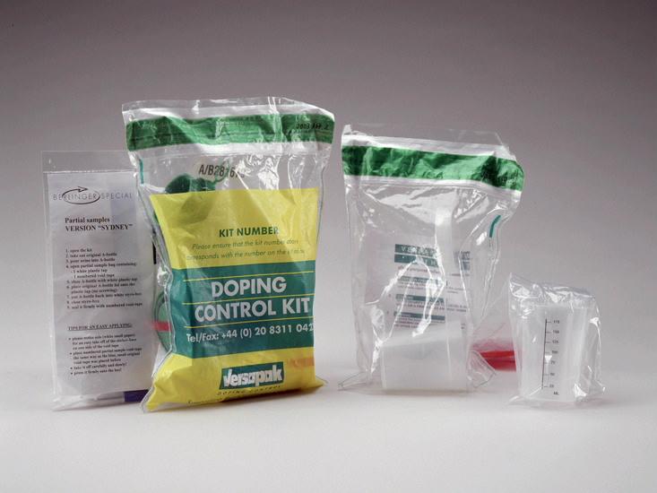 Flacon (3), bouteille (2), sachet, boîte, livret (ensemble)_0