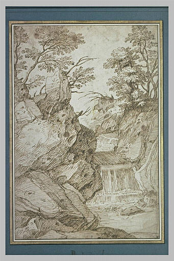 Paysage avec un torrent se déversant entre des rochers_0