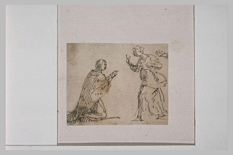 Femme agenouillée devant une autre femme_0
